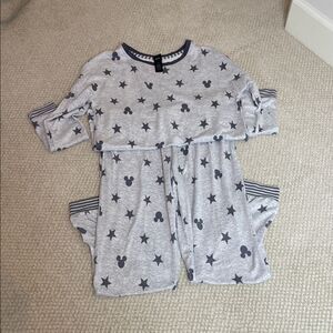 Women’s Cozy Disney Mickey Mouse Pajama’s Lounge Set